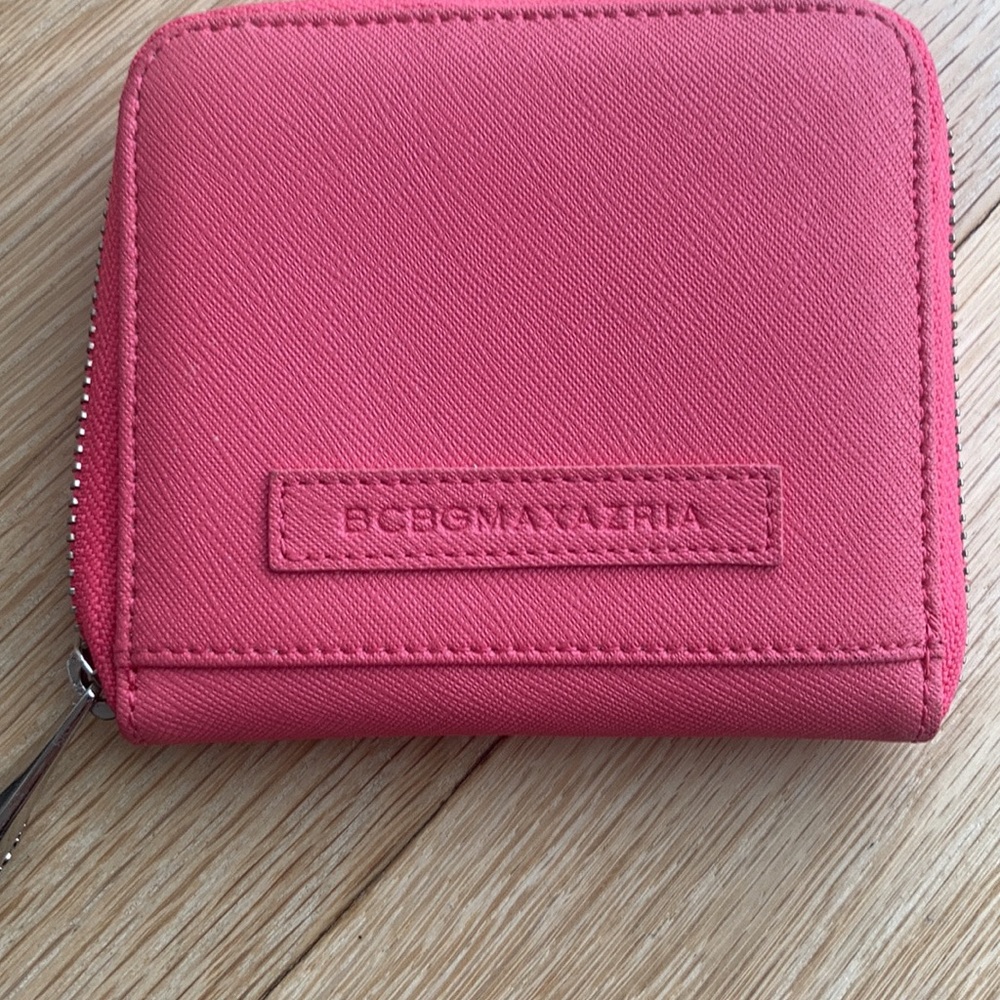 BCBG MAXAZRIA wallet